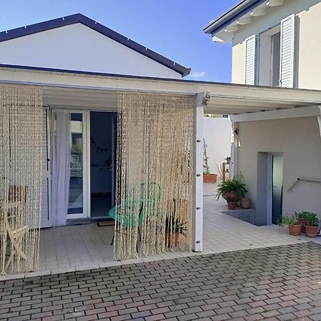 B&B La Stanza Del Borgo Cervia Bagian luar foto