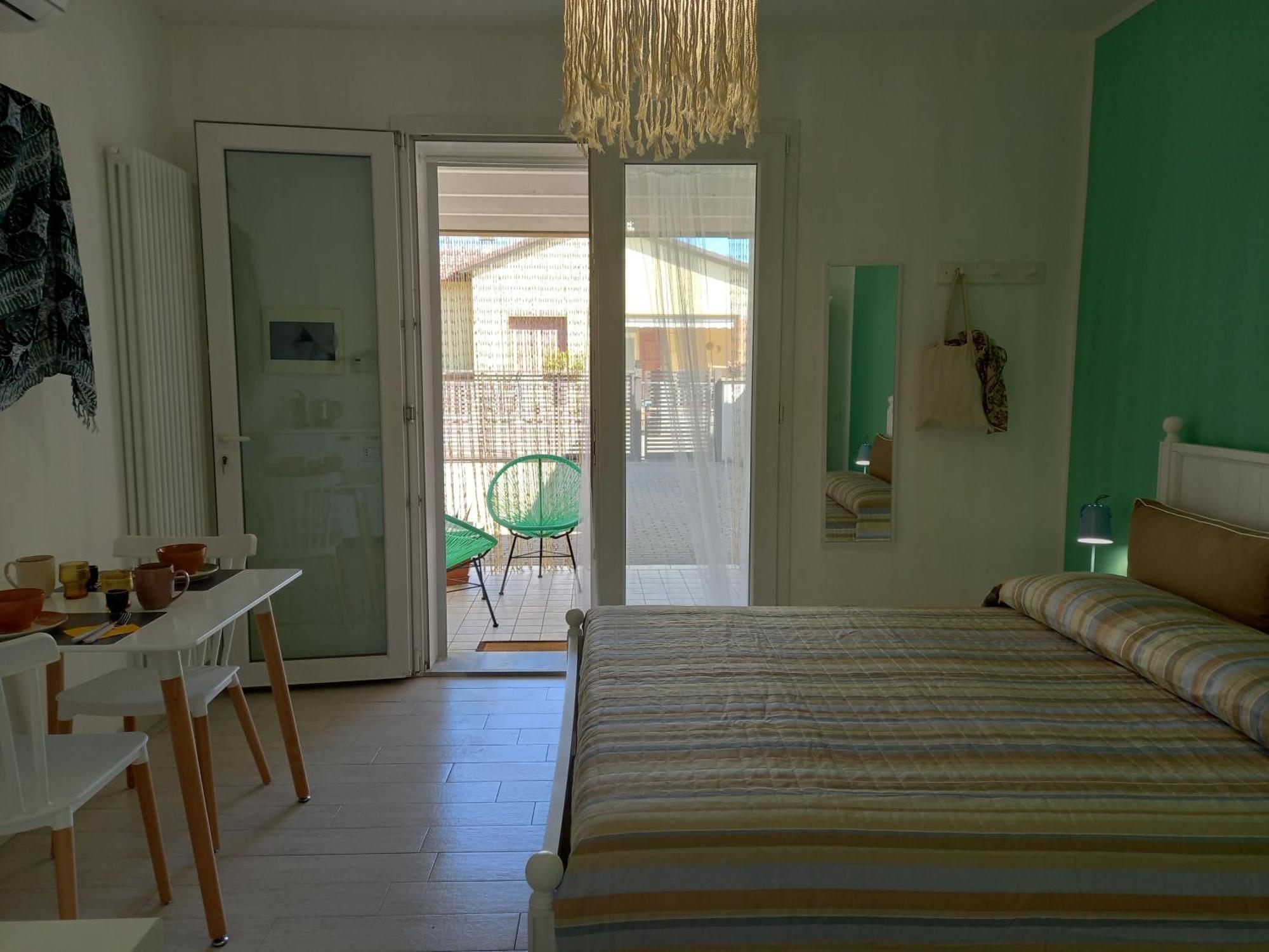 B&B La Stanza Del Borgo Cervia Bagian luar foto