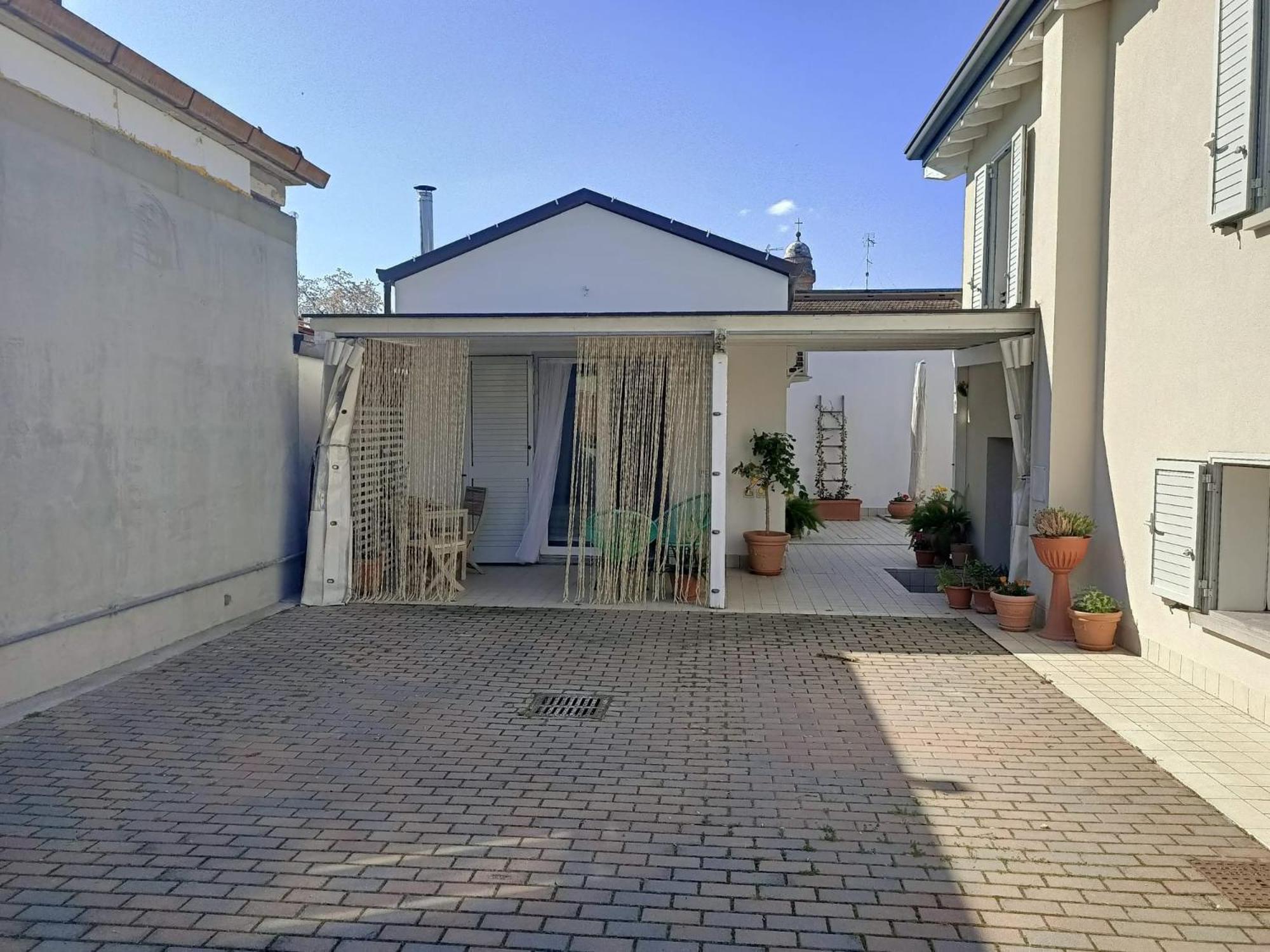 B&B La Stanza Del Borgo Cervia Bagian luar foto